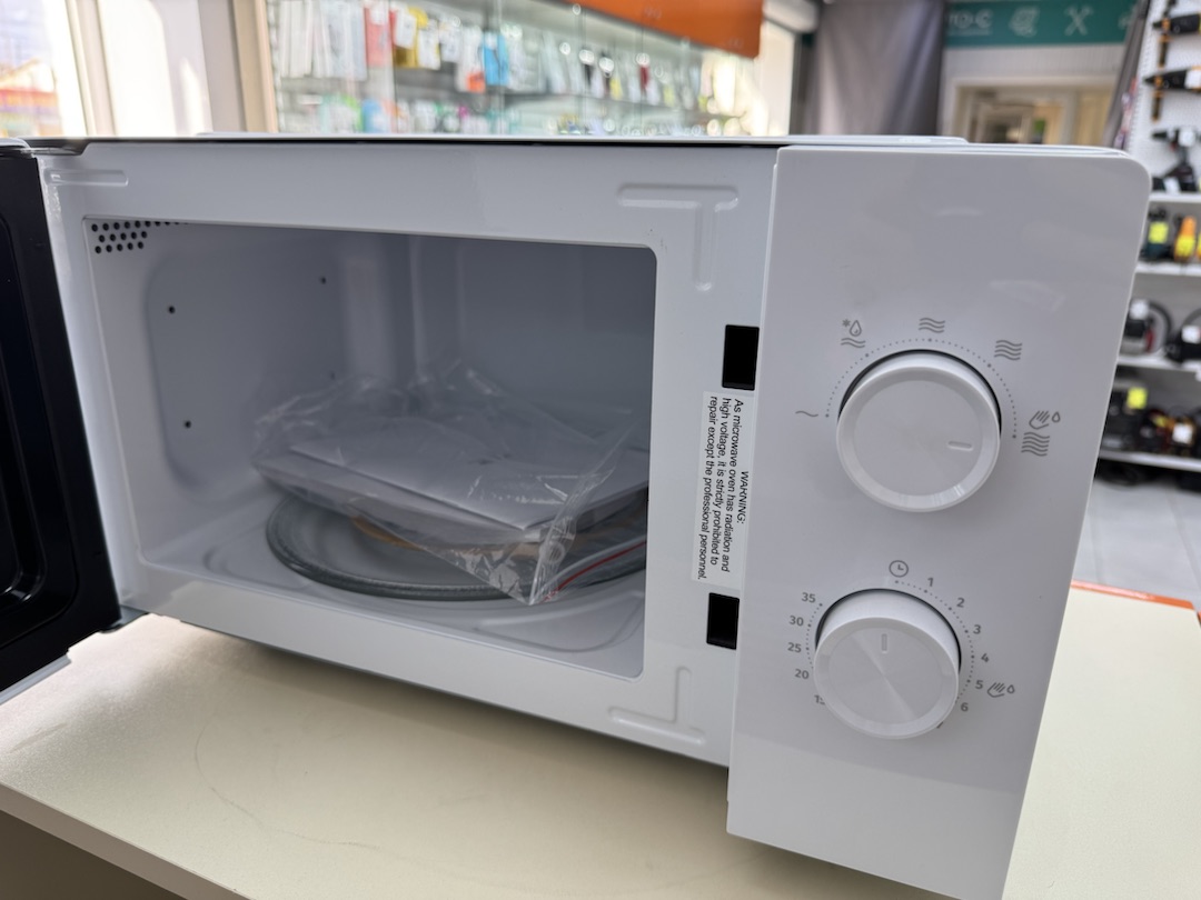 Микроволновая печь Gorenje MO20E1WH