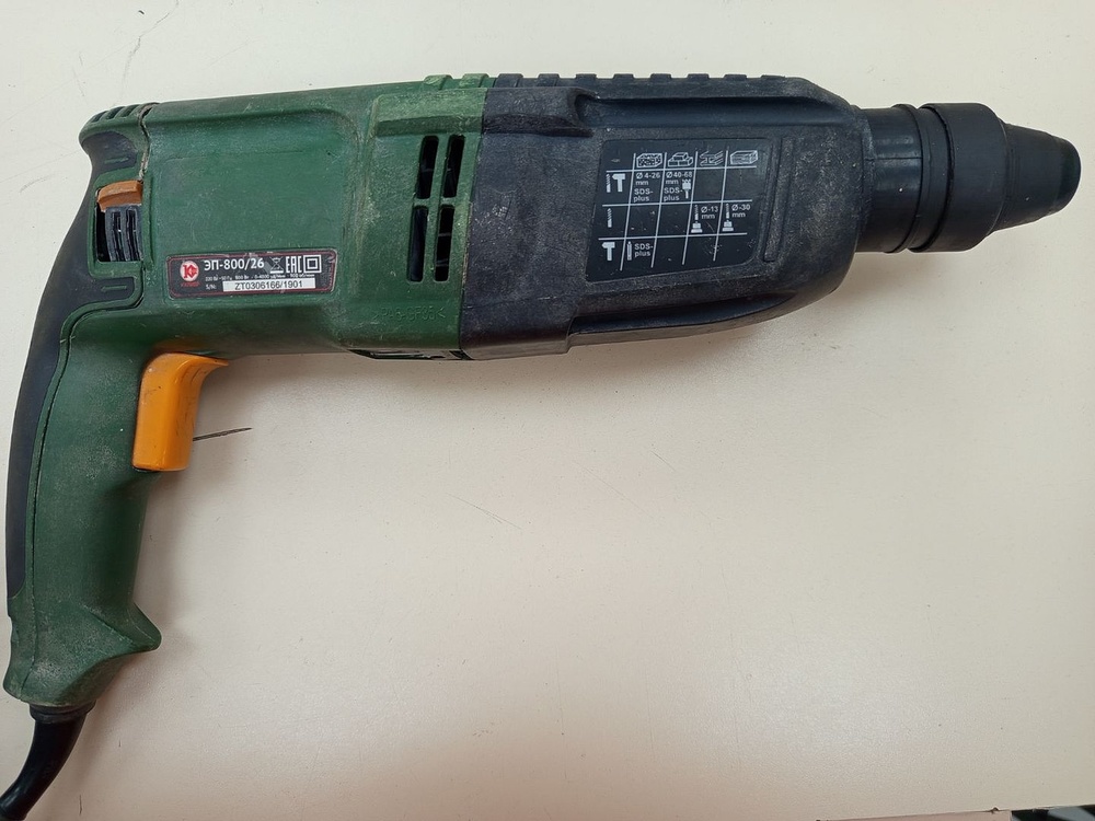 Перфоратор Калибр ЭП-800/26