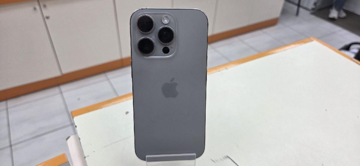 Смартфон Apple Iphone 16 Pro 128Gb