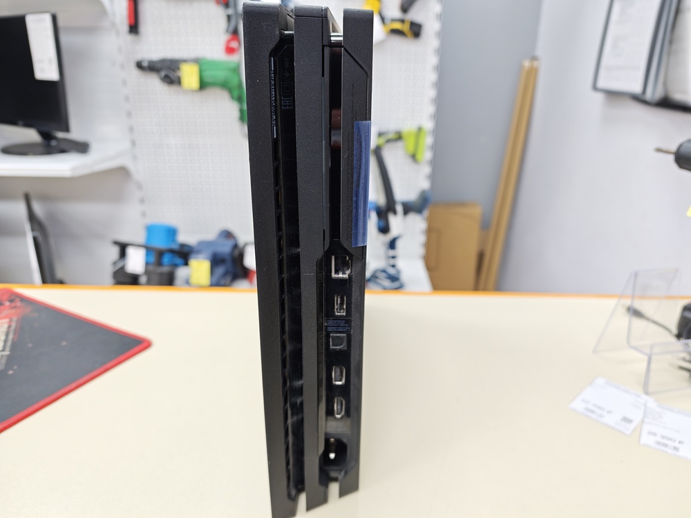 Игровая приставка PlayStation 4 Pro 1Tb