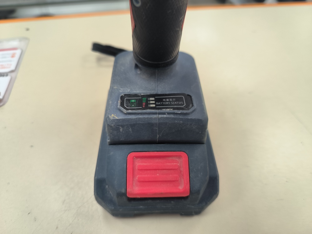 Шуруповерт Bosch 