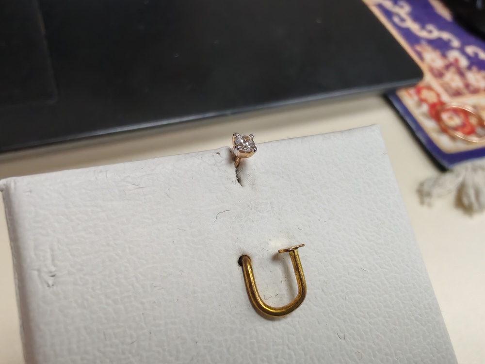 ПИРСИНГ С КАМНЕМ (Au 585)