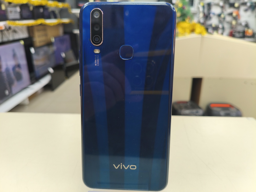 Смартфон Vivo Y12 3/64 (1904)