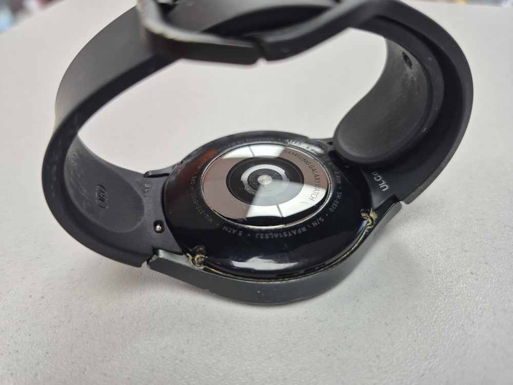 Смарт-часы Samsung Watch4 44mm олива (SM-R870N);