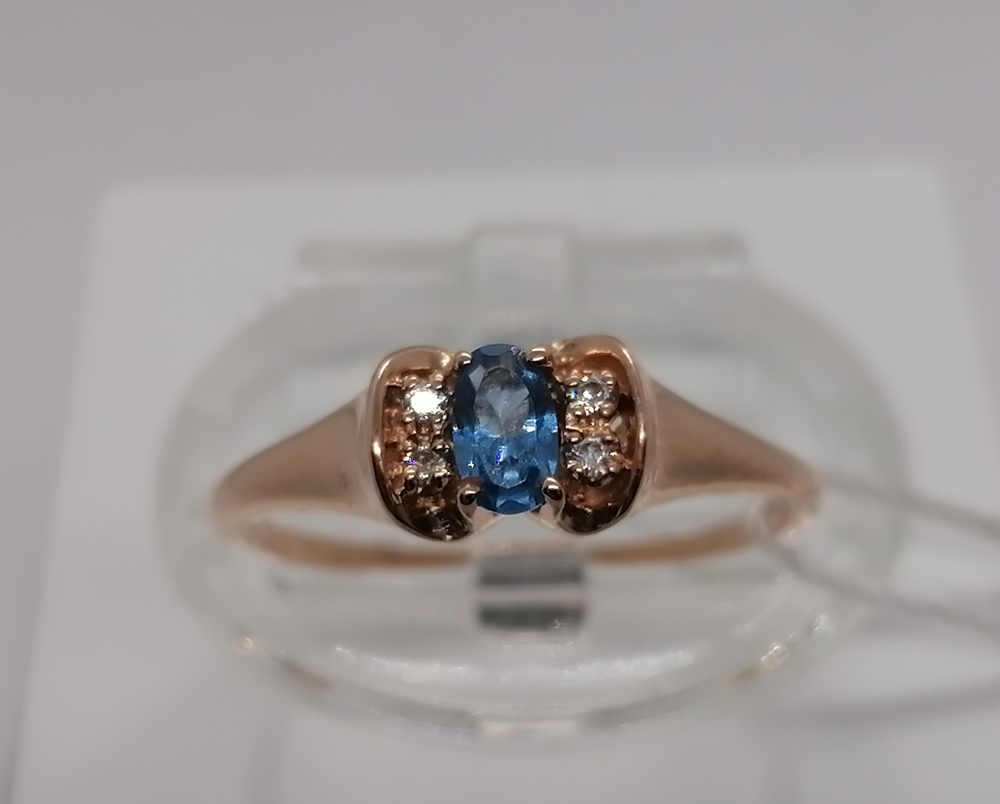 КОЛЬЦО С КАМНЯМИ (Au 585)