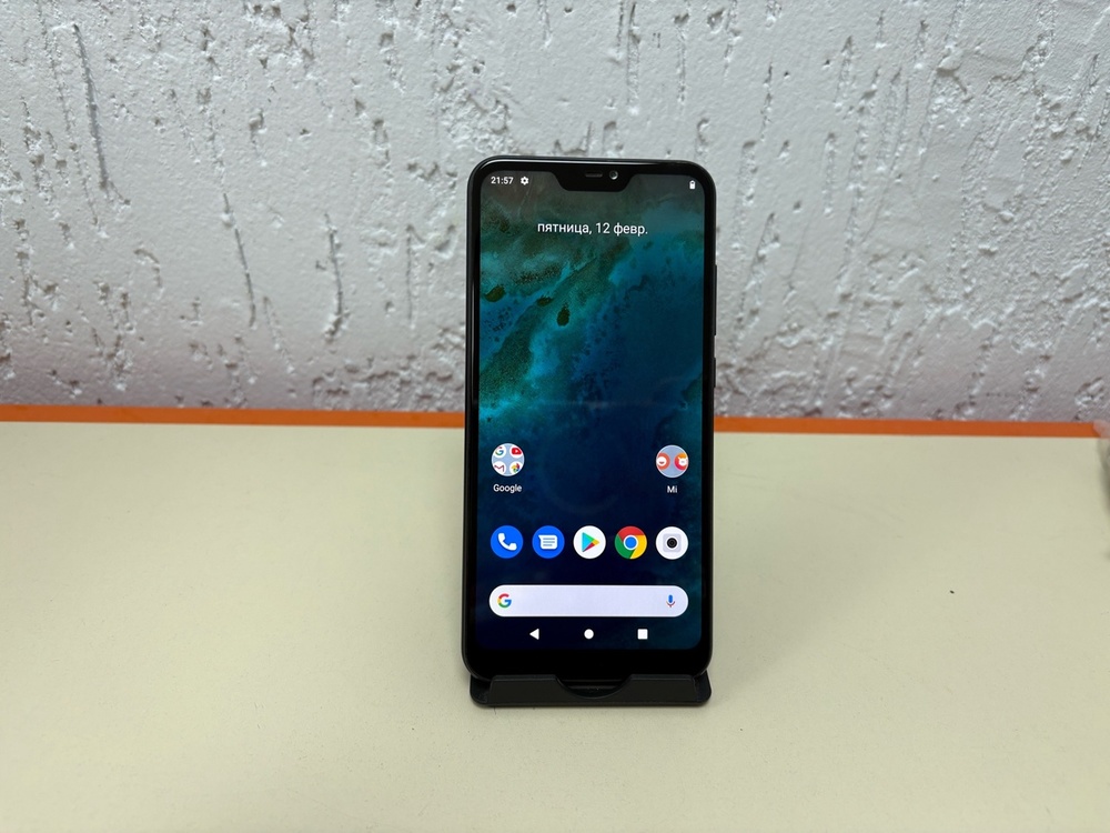 Смартфон Xiaomi Mi A2 Lite 4/32