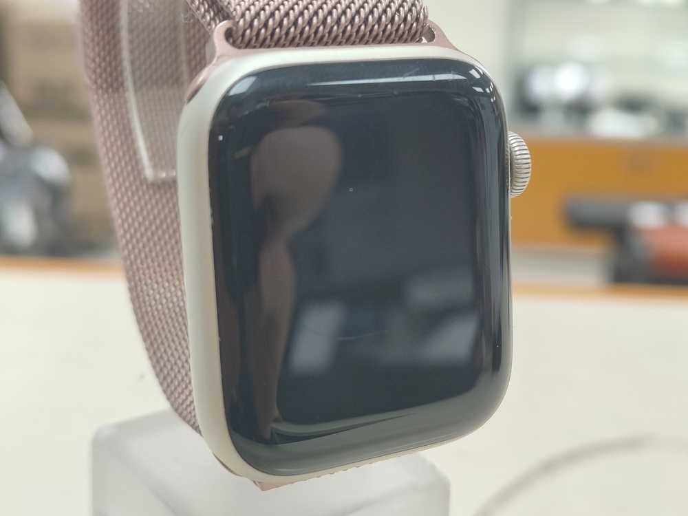 Смарт-часы Apple Watch SE 2022 44mm