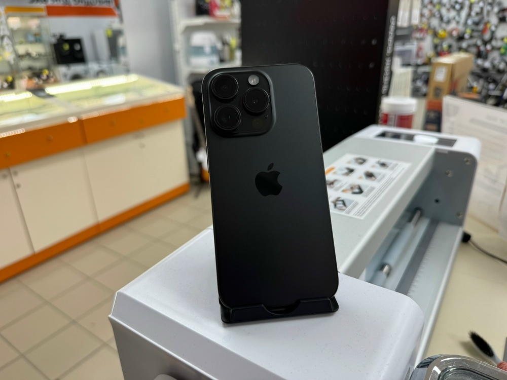 Смартфон Apple Iphone 15 Pro 256Gb