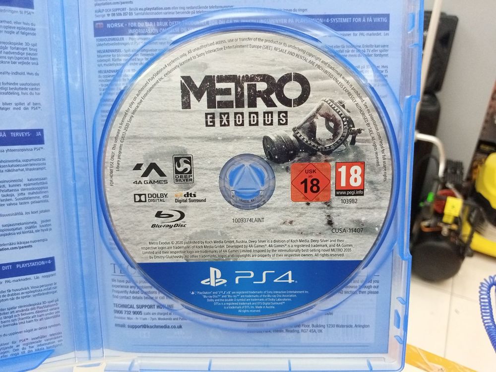 Игра Playstation 4 METRO исход