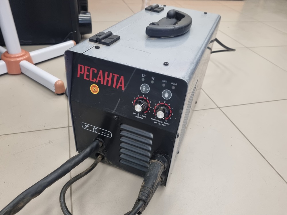Сварочный аппарат Ресанта ПОЛУАВТОМАТ-САИПА-165