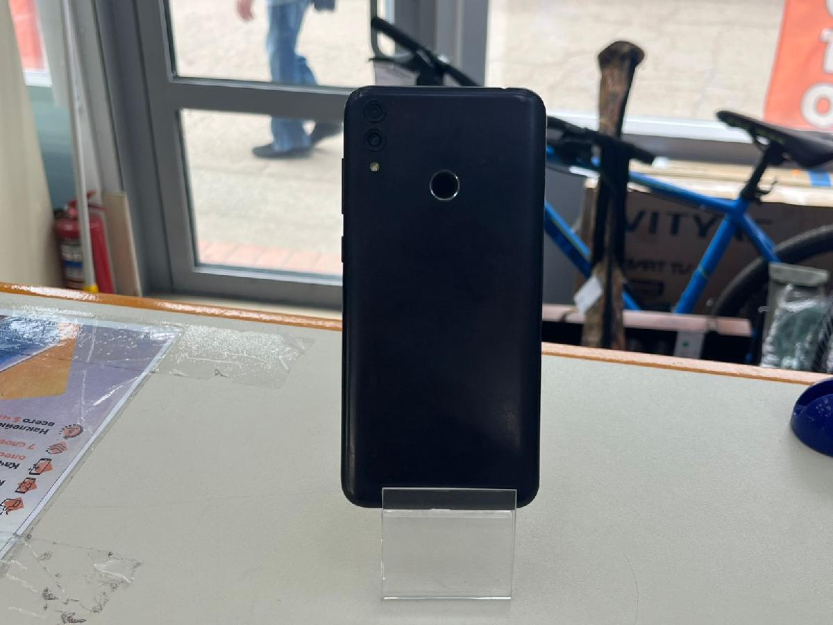 Смартфон Honor 8C 3/32