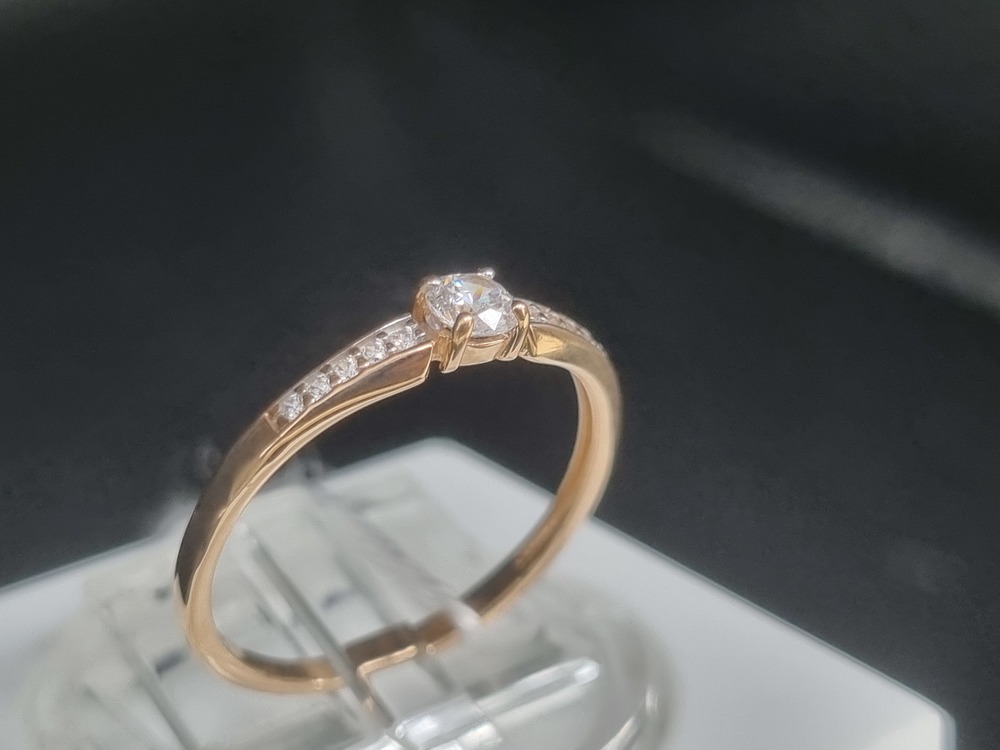 КОЛКМИ585 КОЛЬЦО С КАМНЯМИ (Au 585)