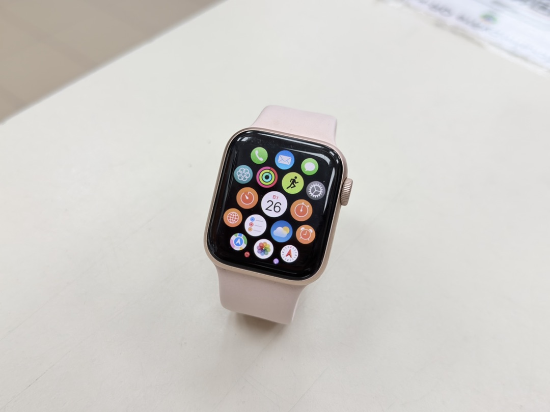 Смарт-часы Apple Watch SE 2020 40mm