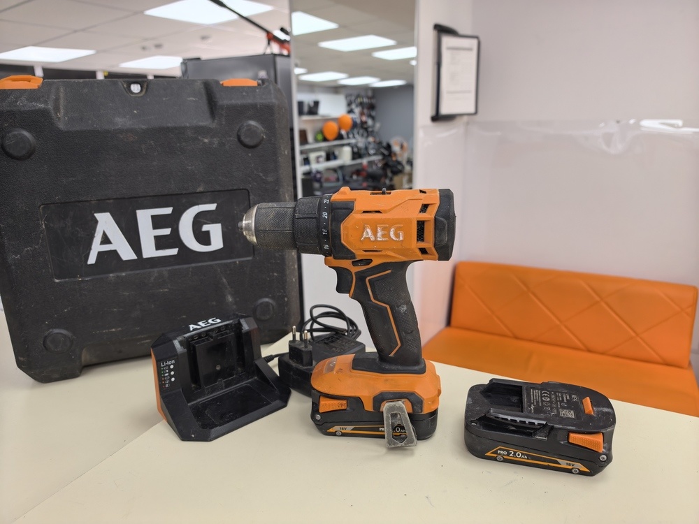 Шуруповерт AEG BS18G4