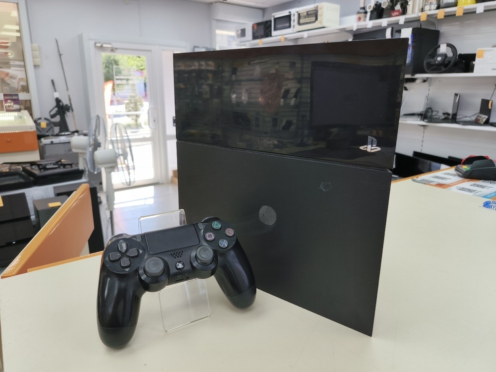 Игровая приставка PlayStation 4 FAT 1Tb