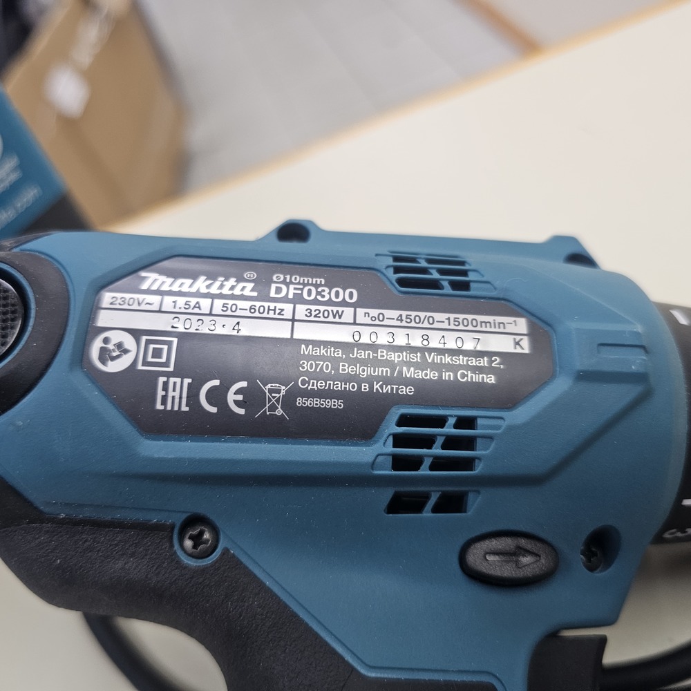Дрель-безударная Makita DF0300