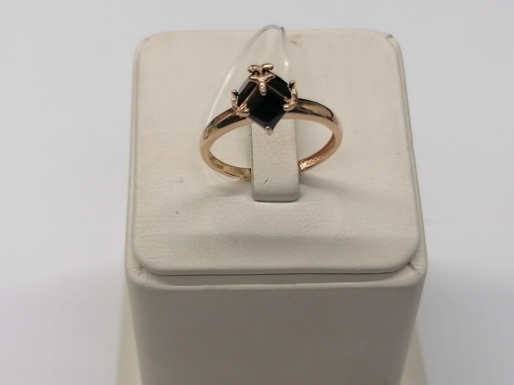 кч4754 КОЛЬЦО С КАМНЕМ (Au 585)