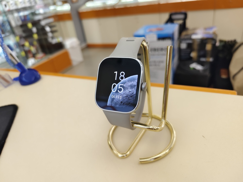 Смарт-часы Xiaomi Redmi Watch 4