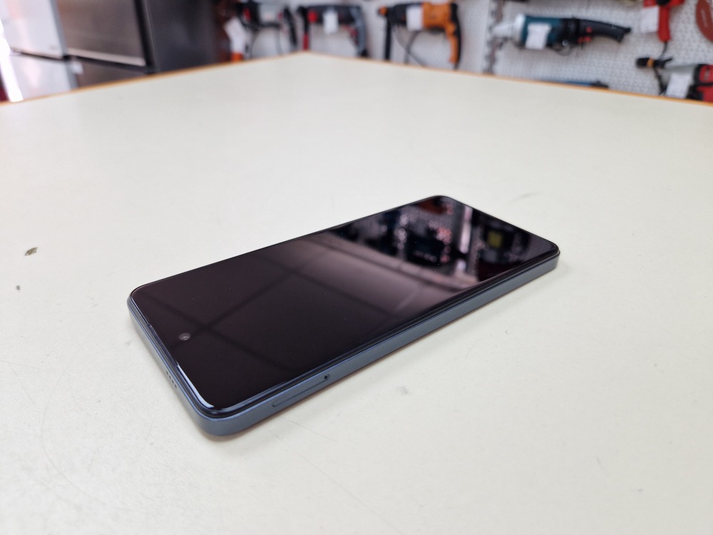 Смартфон Tecno Spark 20C 8/128