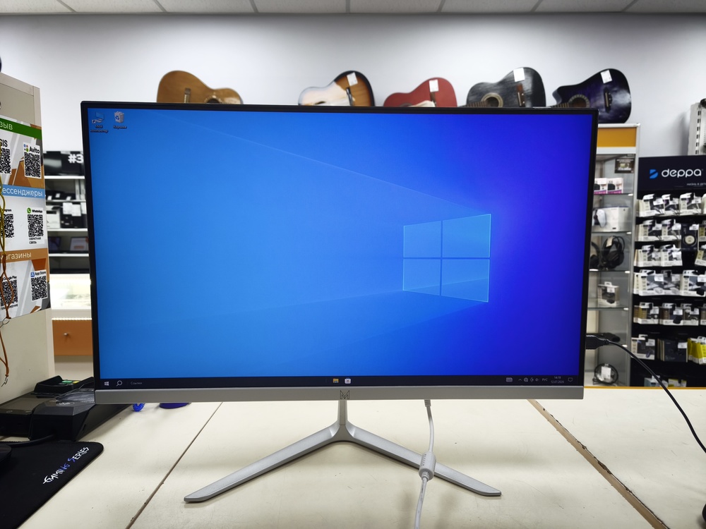 Моноблок Sony; Core i5-4460, Intel UHD Graphics, 16 Гб, 1 Tb, Нет
