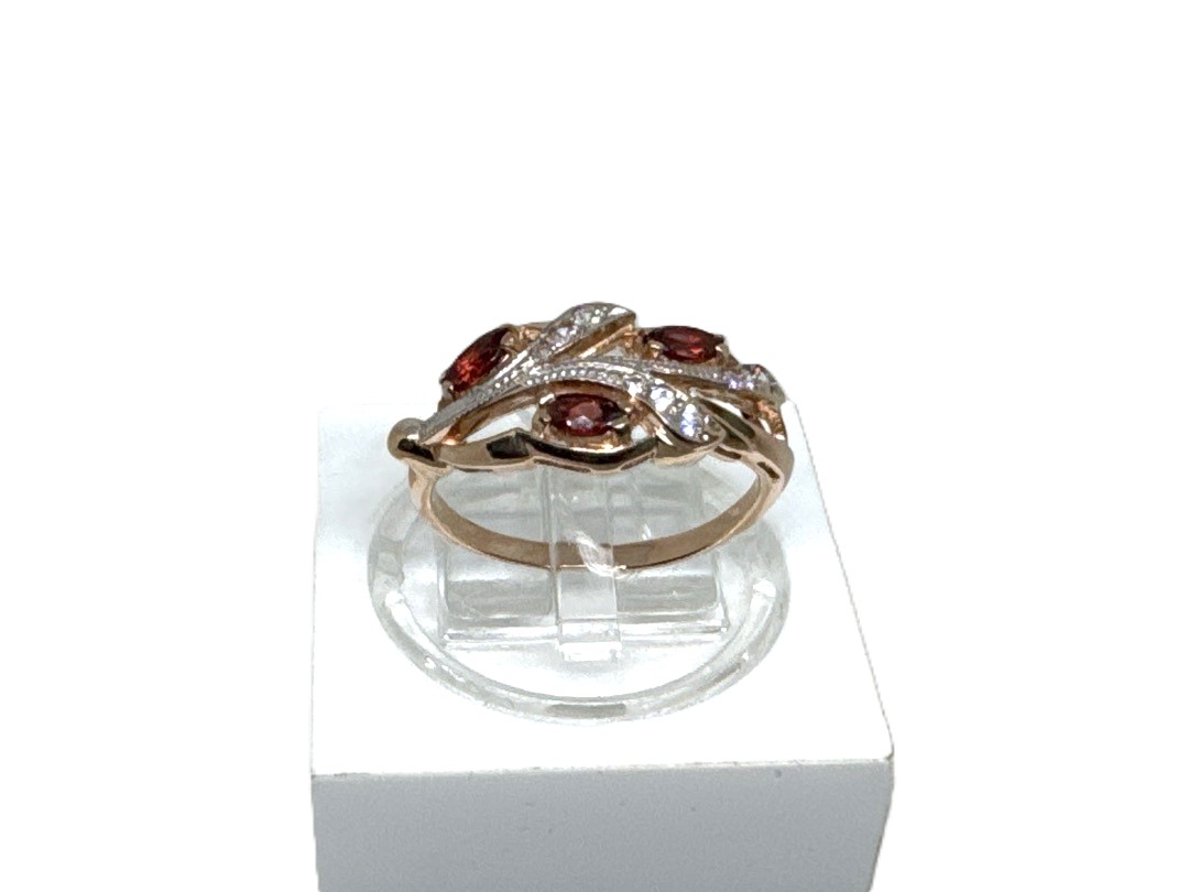 КОЛКМИ585 КОЛЬЦО С КАМНЯМИ (Au 585)