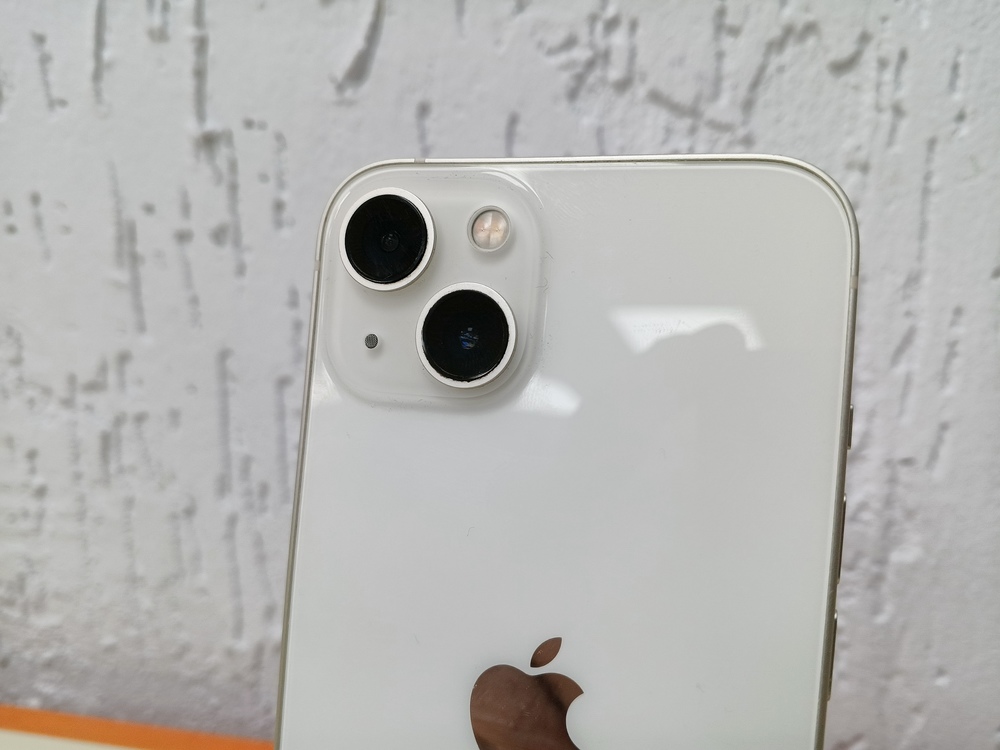 Смартфон Apple iPhone 13 128Gb