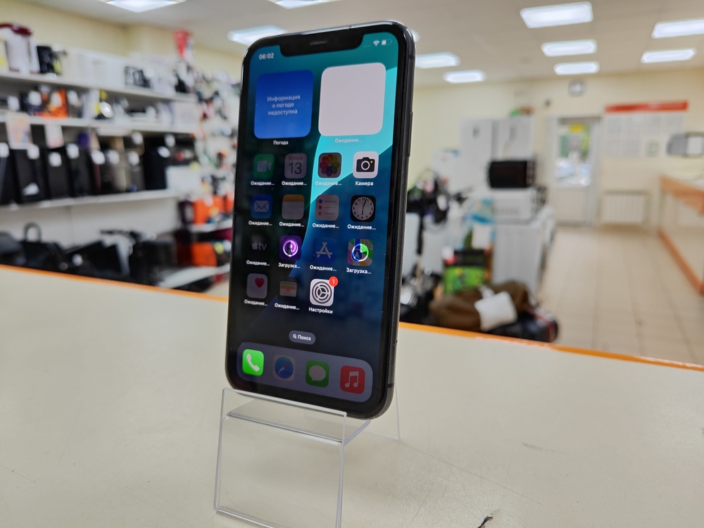 Смартфон Apple iPhone 11 64Gb