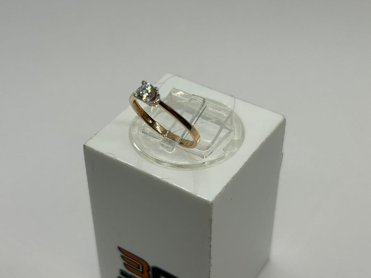 01-115280 КОЛЬЦО С КАМНЕМ (Au 585)