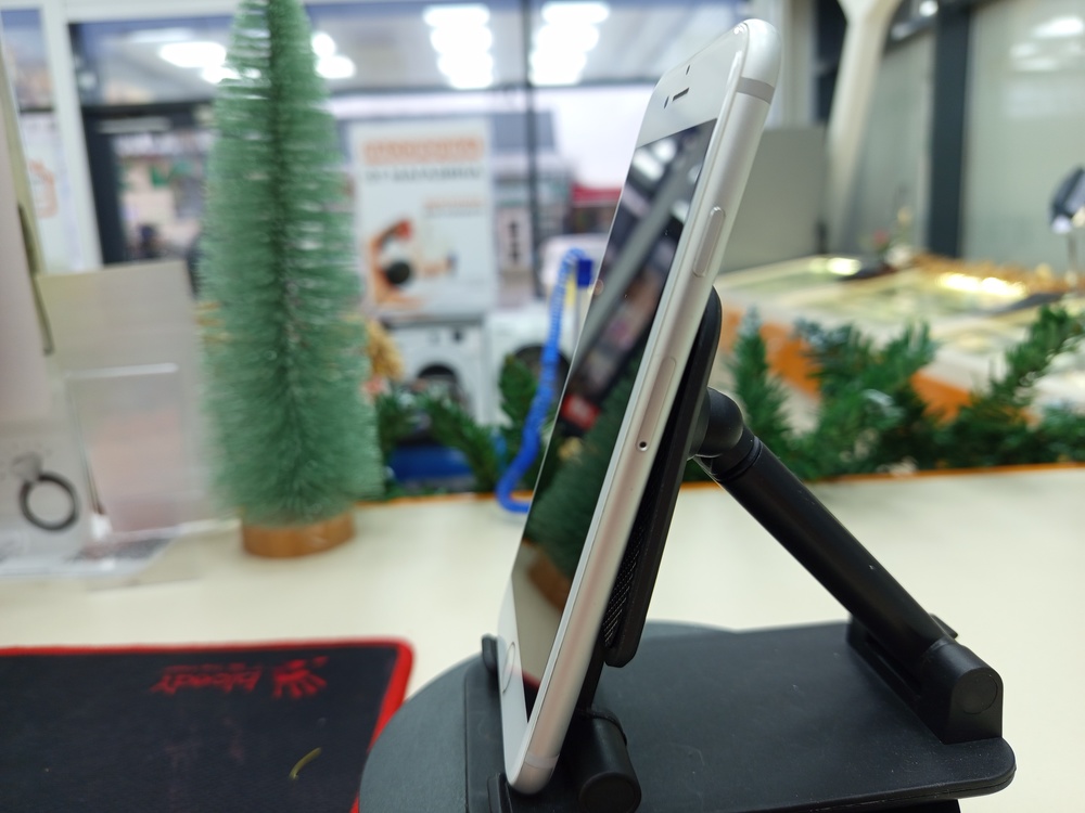 Смартфон Apple iPhone 7 32Gb