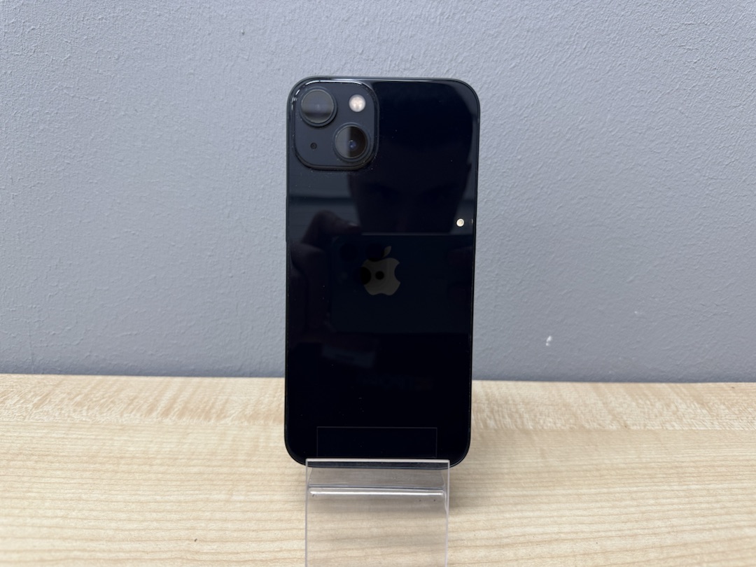 Смартфон Apple iPhone 13 128Gb