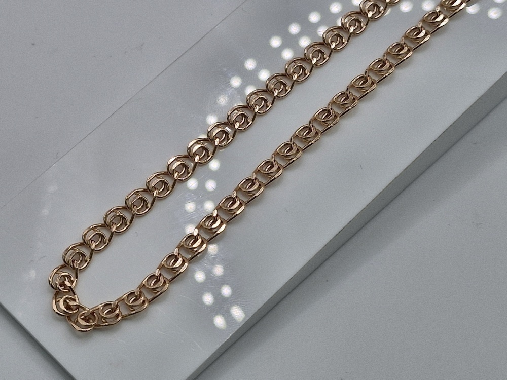 ЦЕПЬ ПУСТОТЕЛАЯ Лав (Au 585)