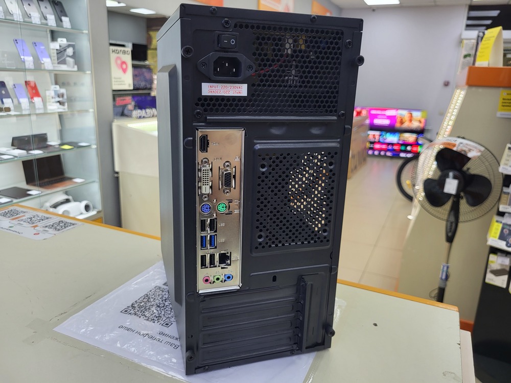 Системный блок Ginzzu; Core i3-10100, HD Graphics, 8 Гб, 256 Гб, Нет