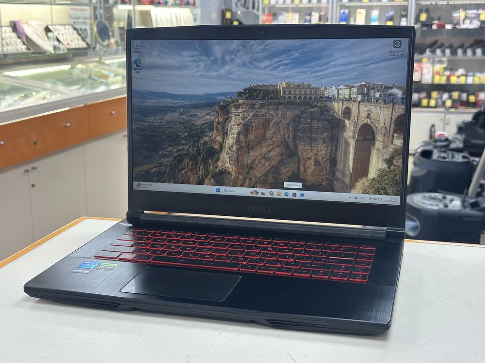 Ноутбук MSI MSI THIN GF 63 12UC; Core I5-12450H, GeForce RTX 3050, 8 Гб, 480 Гб, Нет