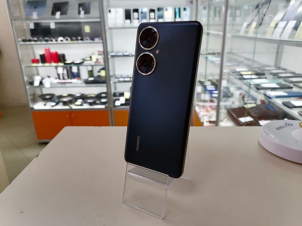 Смартфон Huawei Nova 11i 8/128