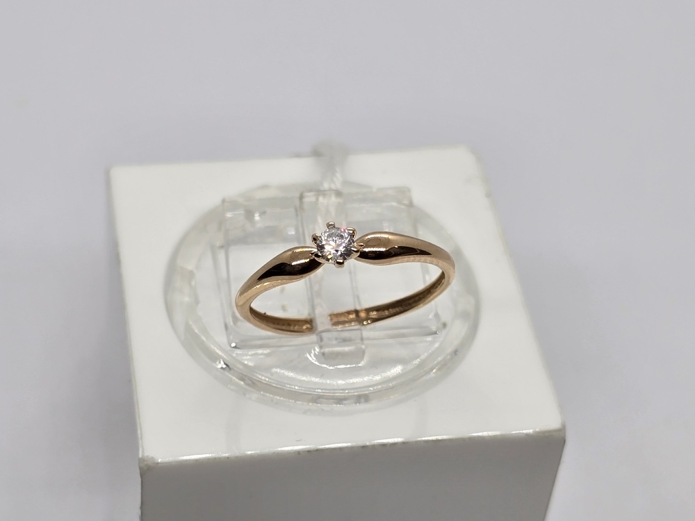 КОЛКМ585 КОЛЬЦО С КАМНЕМ (Au 585)