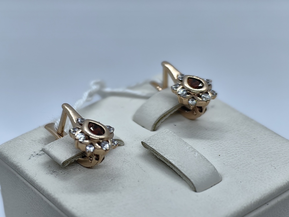 СЕРЬГИ С КАМНЯМИ (Au 375)