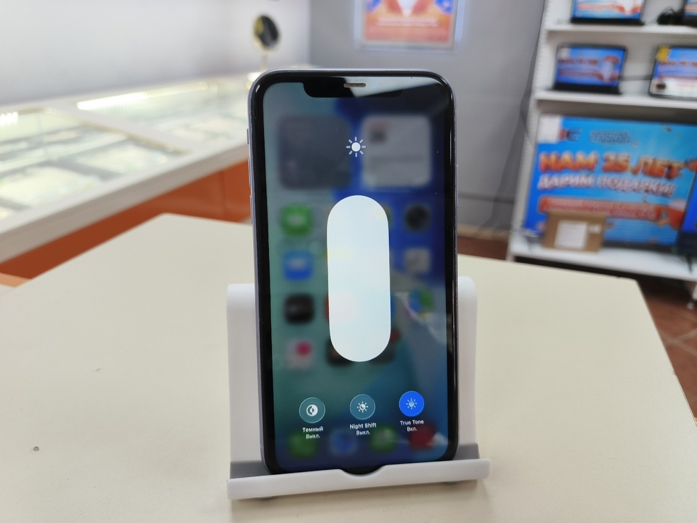 Смартфон Apple iPhone 11 128Gb