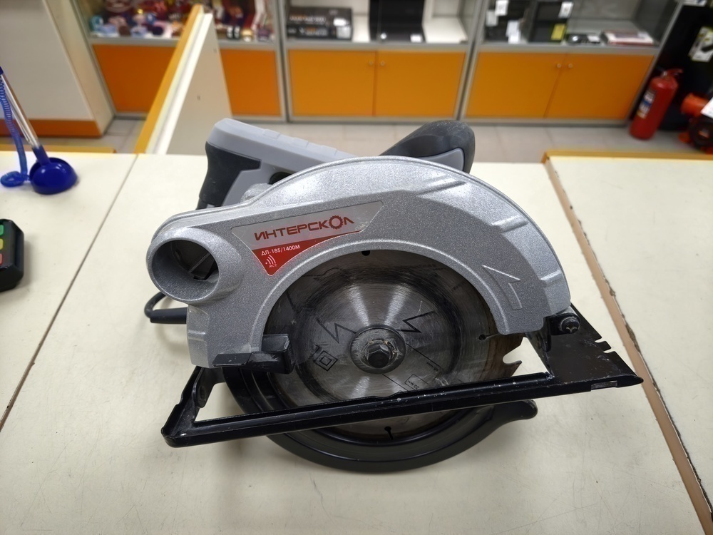Дисковая пила Интерскол ДП-185/1400М (785.1.0.70)