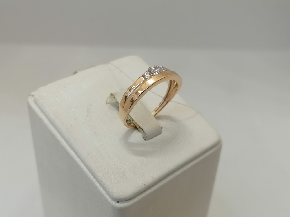 КОЛЬЦО С КАМНЯМИ (Au 585)