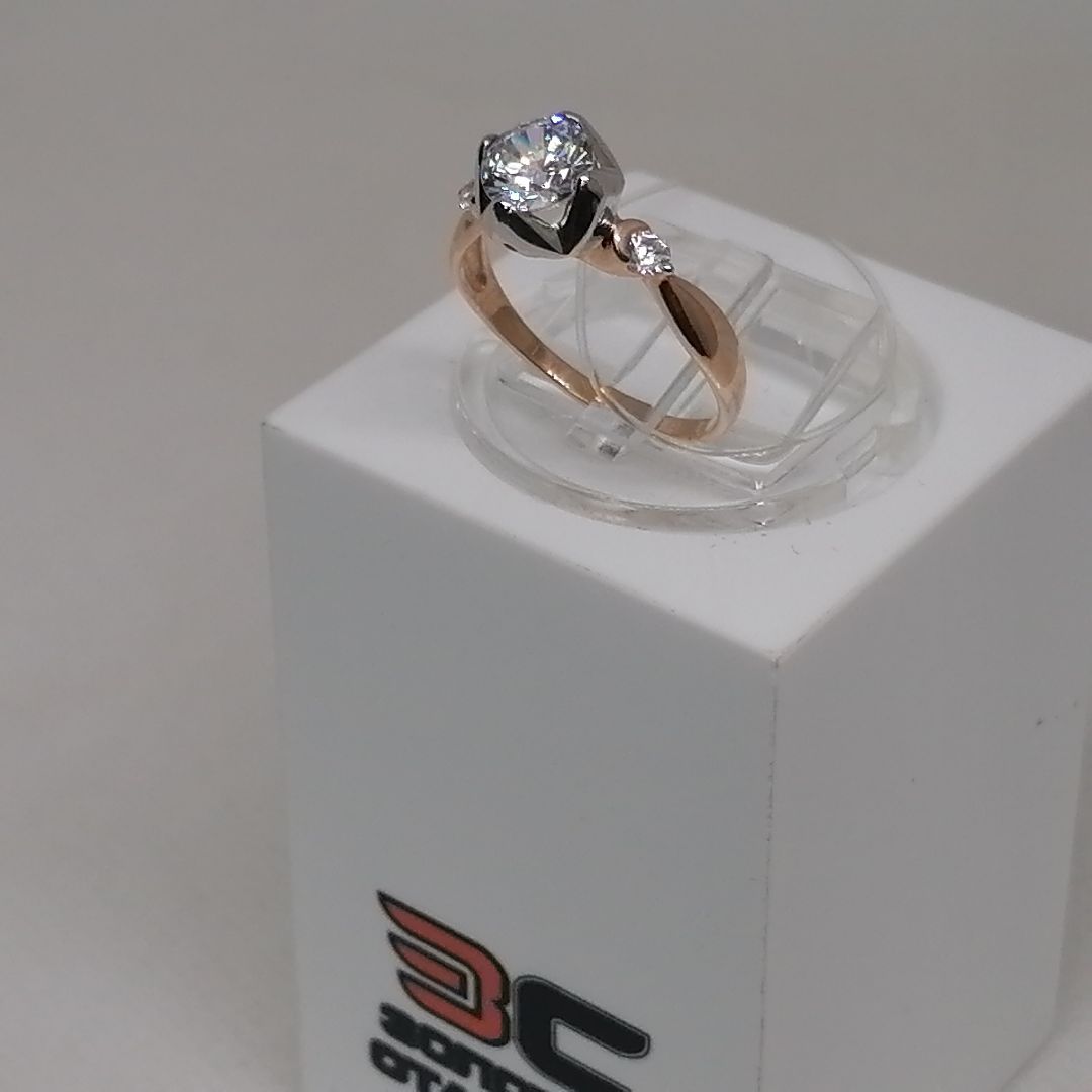 019223 КОЛЬЦО С КАМНЯМИ (Au 585)