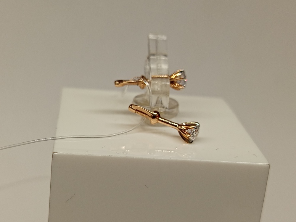 СЕРЬГИ ПУСЕТЫ с камнем (Au 585)