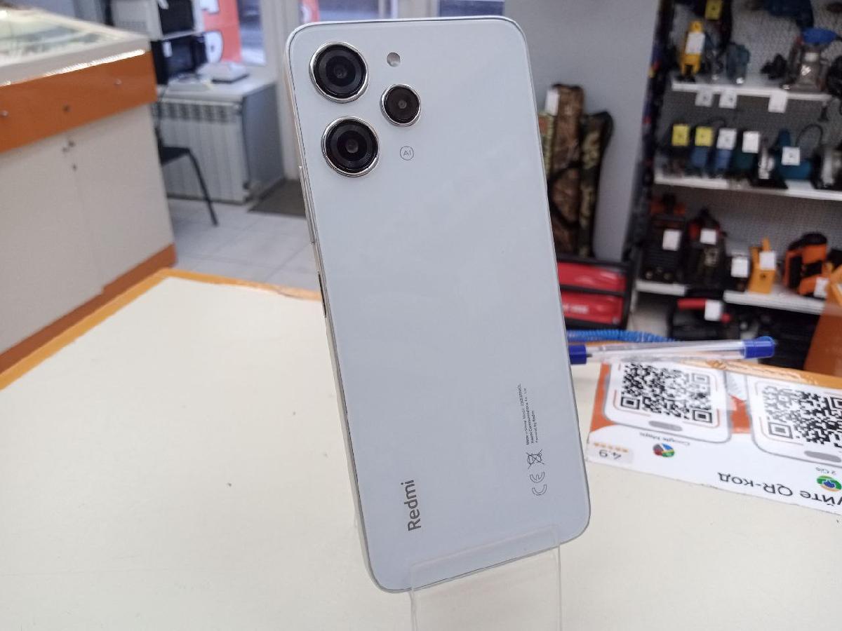 Смартфон Xiaomi Redmi 12 8/256