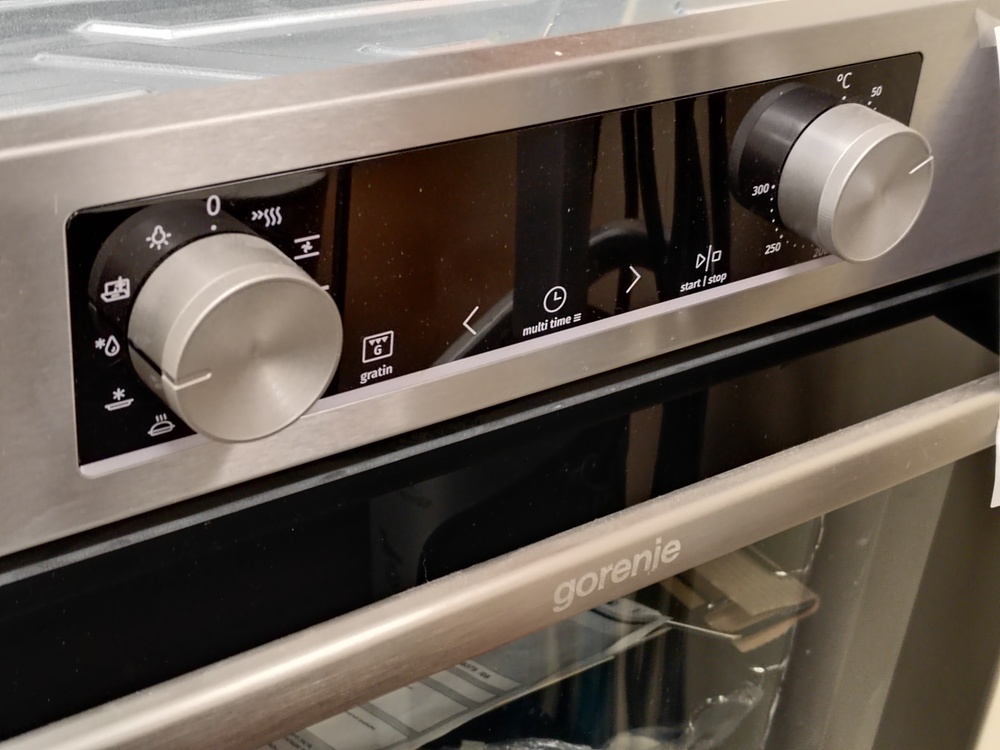 Духовой шкаф Gorenje GECS5C70WA