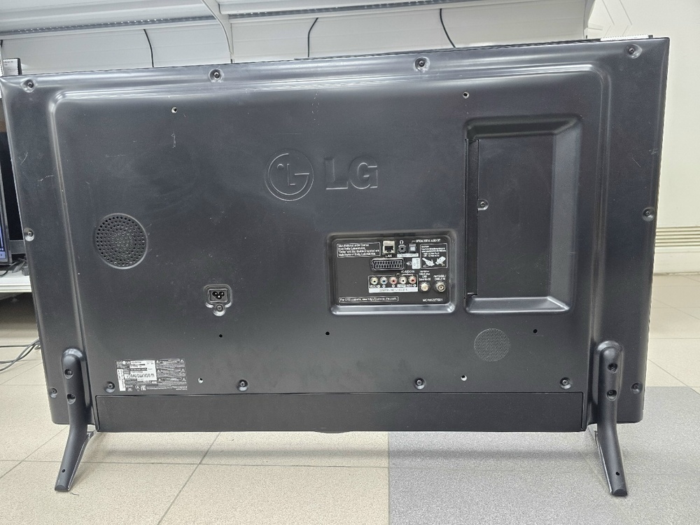 LED Телевизор LG 42LB675V