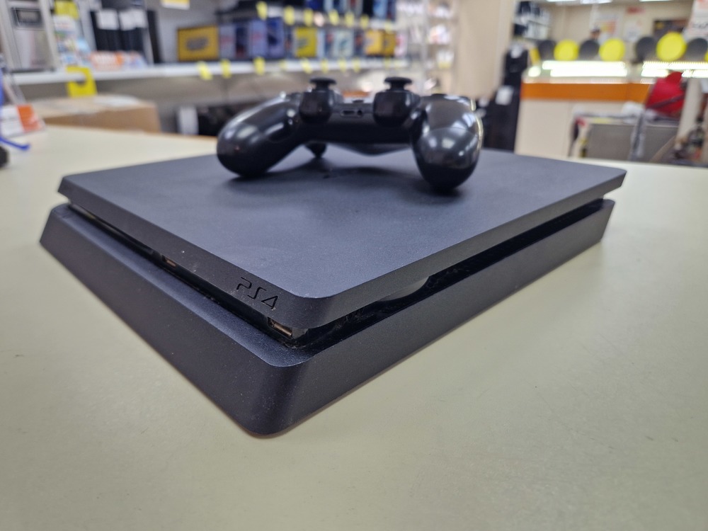 Игровая приставка PlayStation 4 Slim 500GB