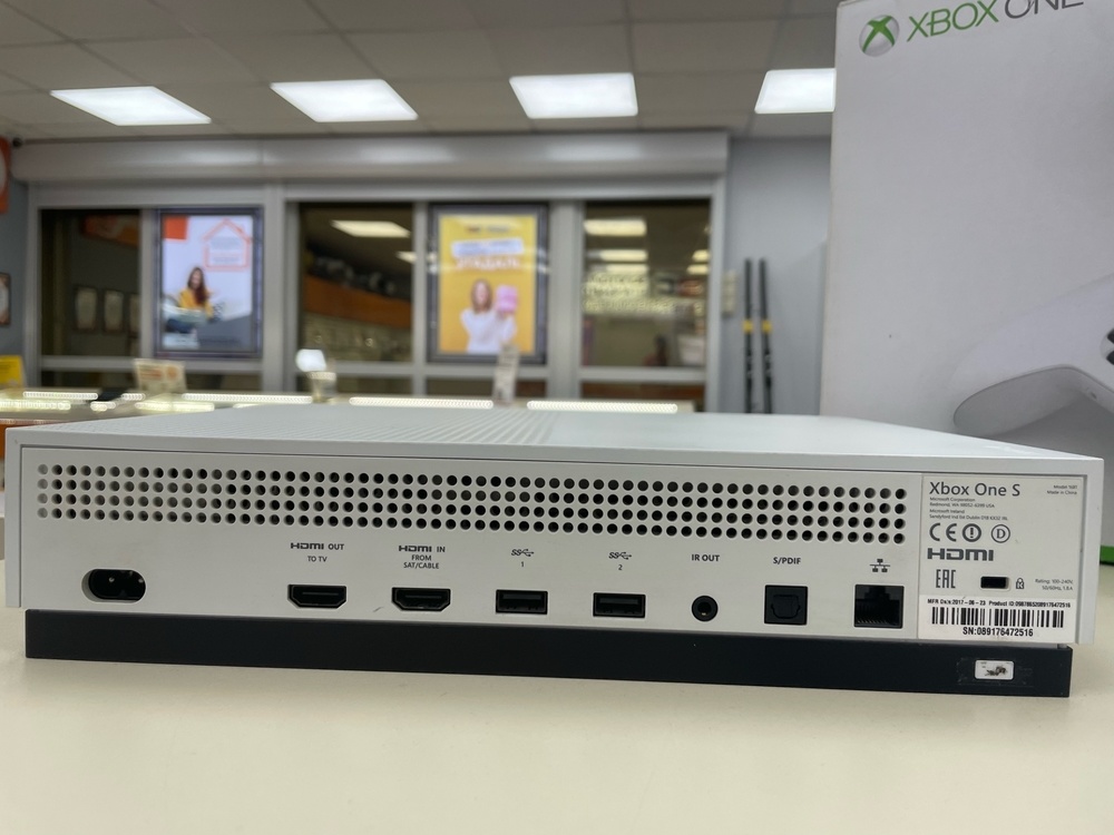 Игровая приставка Xbox One S 500Gb