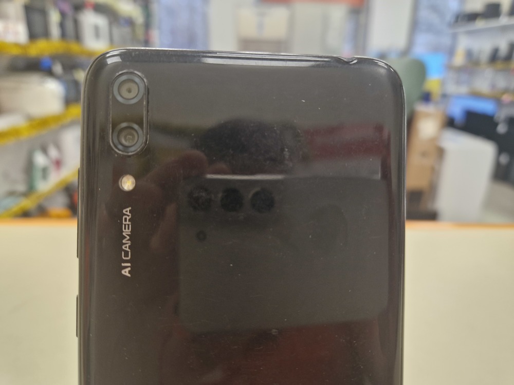 Смартфон Huawei Enjoy 9