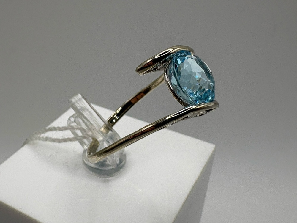 КОЛКМ585 КОЛЬЦО С КАМНЕМ (Au 585)