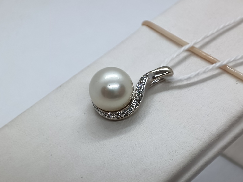 ПОДВЕСКА С КАМНЯМИ (Au 585)