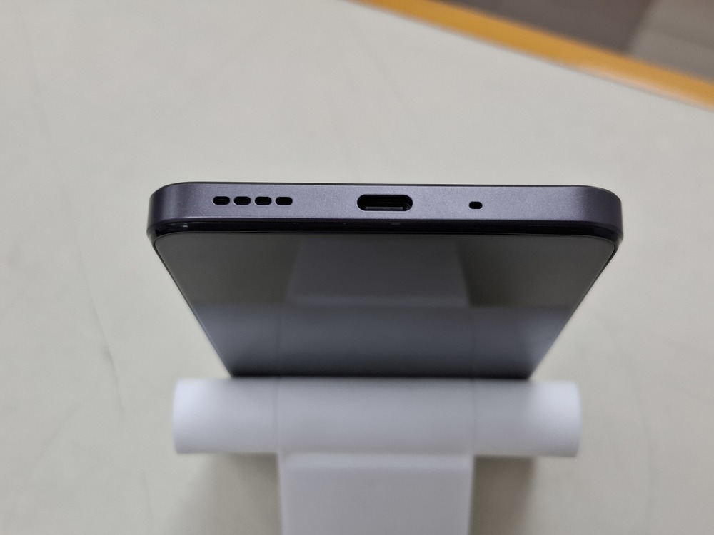 Смартфон Realme C75 8/128